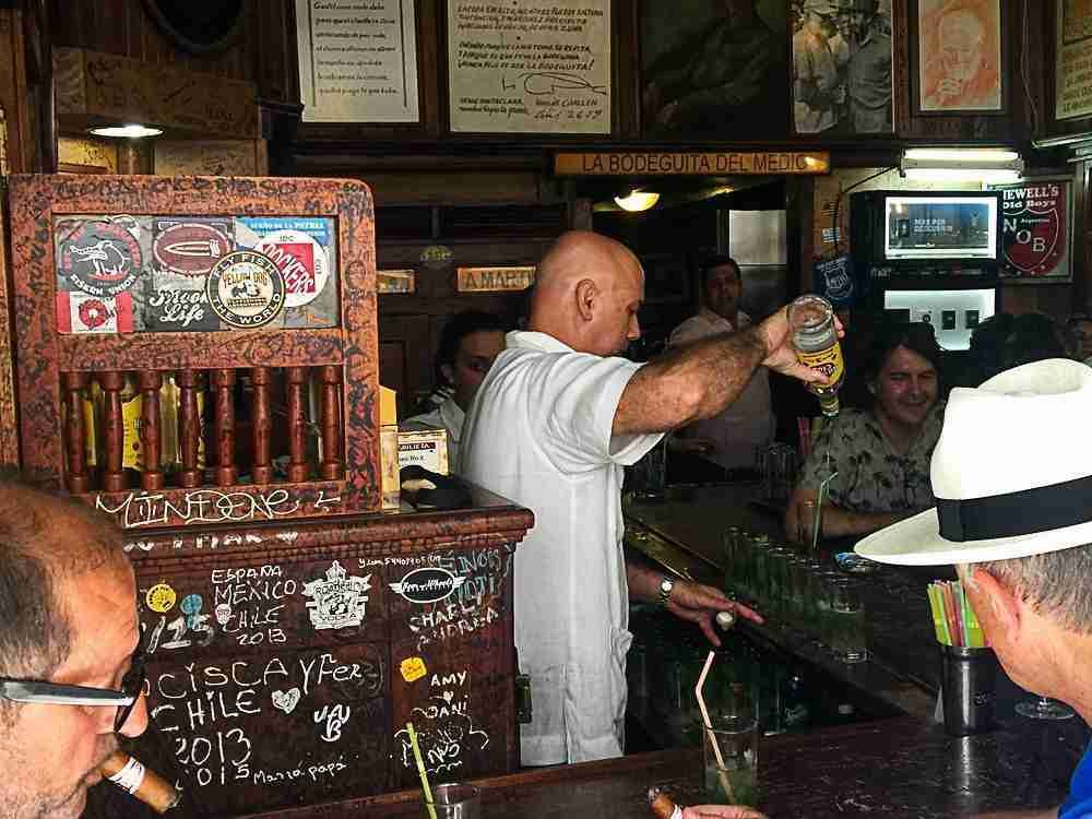 Bodeguita del medio. Un sitio iconico para comer en La Habana