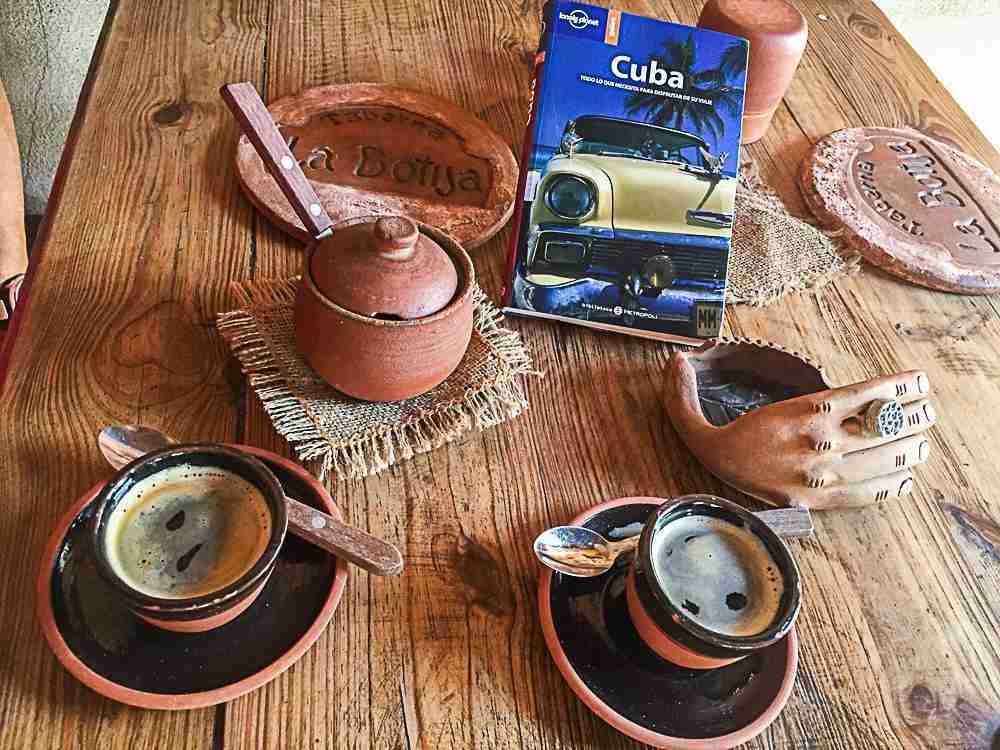 Café tomado en la botija de Trinidad