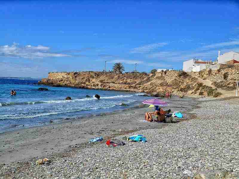 Pasar el día en una playa de Tabarca