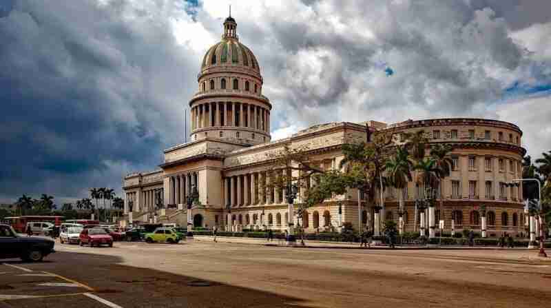 Capitolio, uno de los lugares turísticos de Habana Cuba