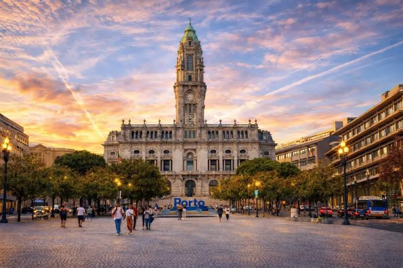 Dónde alojarse en Oporto zona de la Baixa