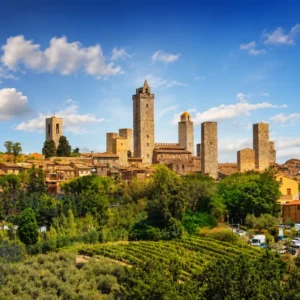 San Gimignano, uno de los pueblos medievales cerca de Siena