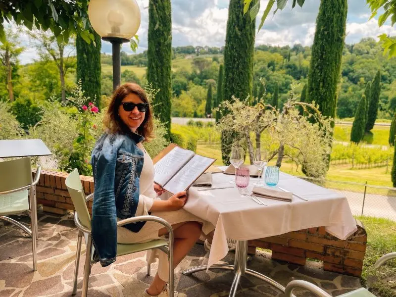 restaurante vistas Toscana cerca San Gimignano