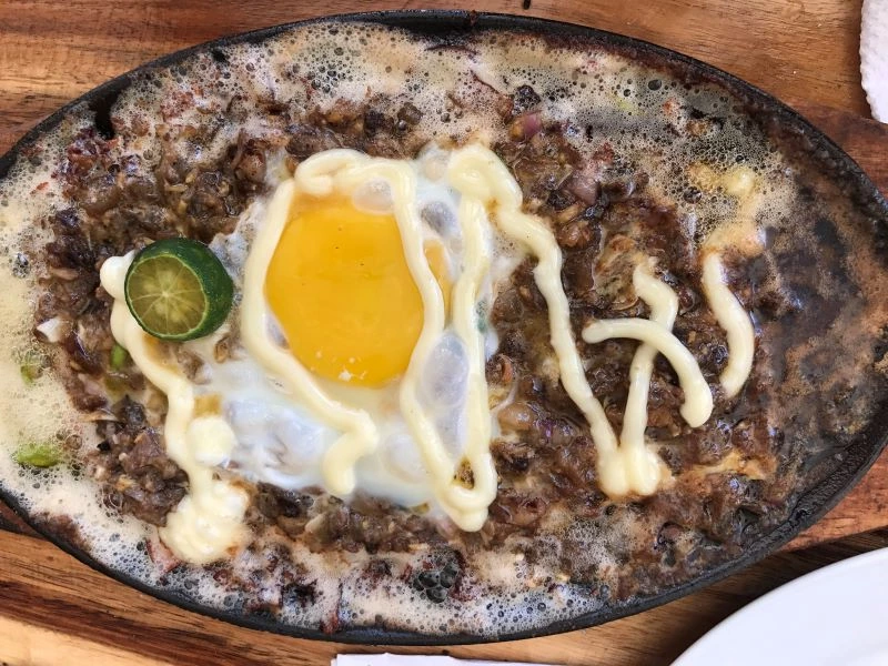 Plato Tradicional Filipino