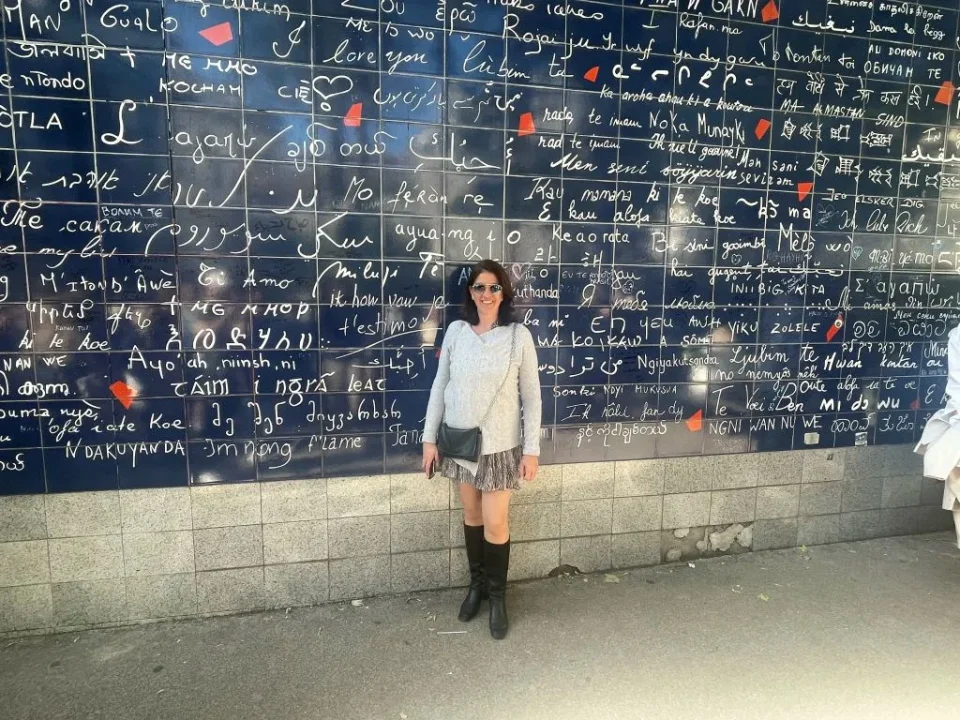 Le Mur des Je t’aime (El Muro del Te Amo) en la Place des Abbesses.