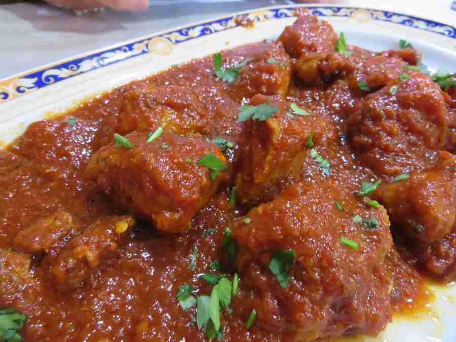 La magra con tomate es una de las tapas mas tipicas de Murcia